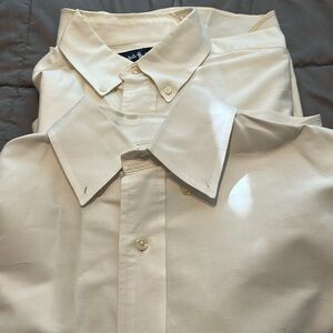 Two Men’s Ralph Lauren button down 100 percent cotton oxford shirts.